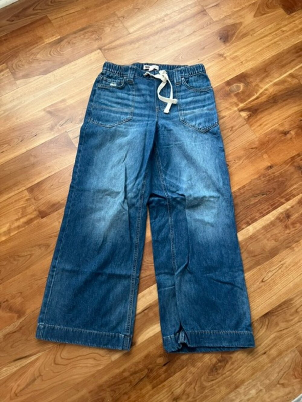Juniors' SO® Mid Rise Pull-On Wide Leg Jeans